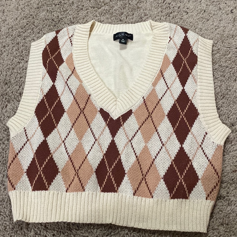 brown diamond sweater vest
